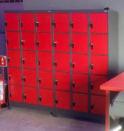 Organize pertences, evite filas e melhore a experiência dos alunos